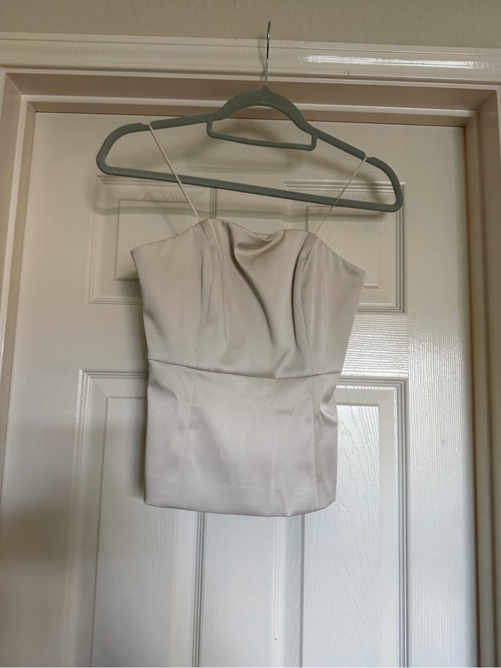 Banana republic size 2 Strapless Cream Peplum Top - Picture 4 of 7